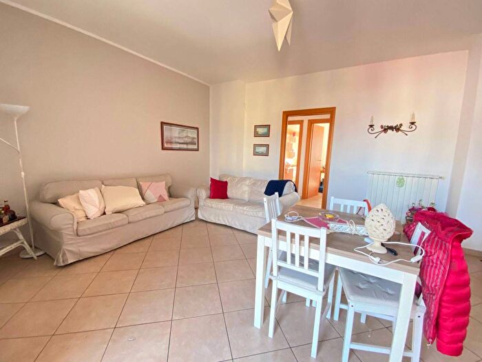 Appartamento quadrilocale in affitto in Corso Campano, Epitaffio Stadio, Giugliano in Campania