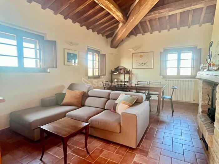 Appartamento quadrilocale in affitto in Strada di Montapertaccio, Castelnuovo Berardenga