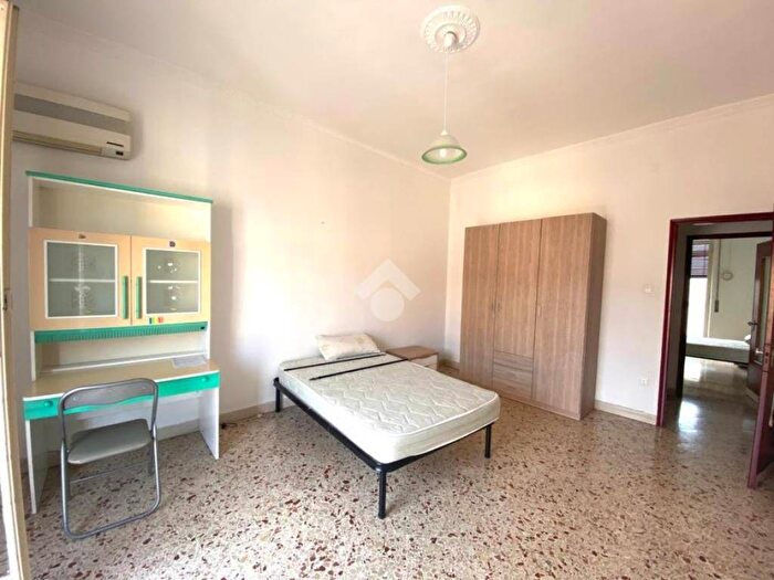 Appartamento trilocale in affitto in Via Rocco Jemma, Oreto Perez, Palermo