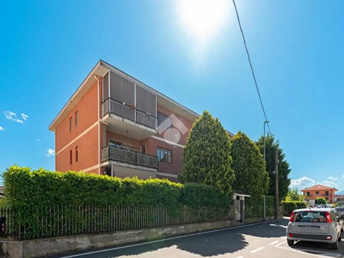Appartamento quadrilocale in vendita in Via Costa, Mappano