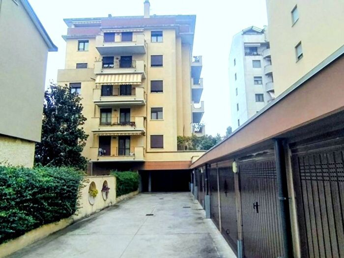 Appartamento monolocale in affitto in Via Ulisse Salis, Affori, Milano