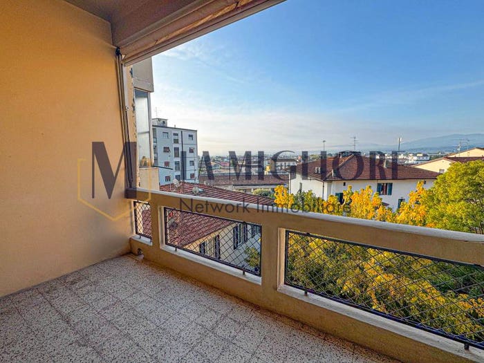 Appartamento quadrilocale in affitto in Viale Vittorio Veneto, Vergine, Pistoia