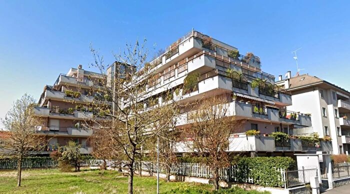 Appartamento quadrilocale in vendita in Via Mercantini, Novara