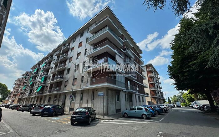 Appartamento trilocale in vendita in Via Tirreno, Settimo Torinese