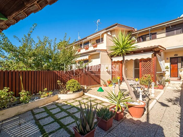 Casa trilocale in vendita in Via Mare Adriatico, Santa Marinella