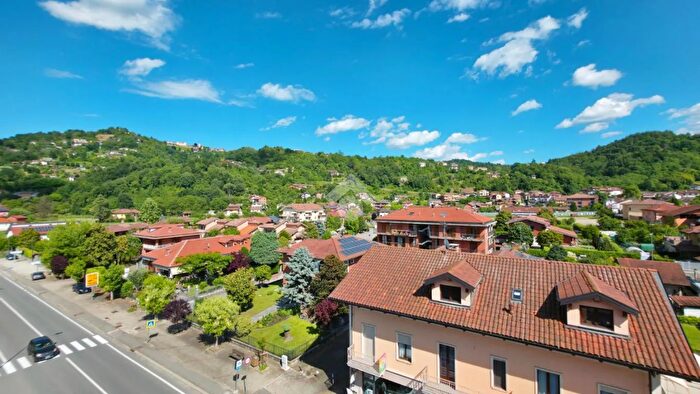 Appartamento trilocale in vendita in Via Chivasso, San Raffaele Cimena