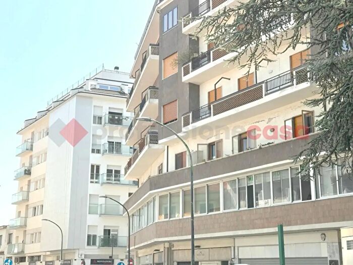 Appartamento trilocale in vendita in Via Monsignor Bagnoli, Avezzano