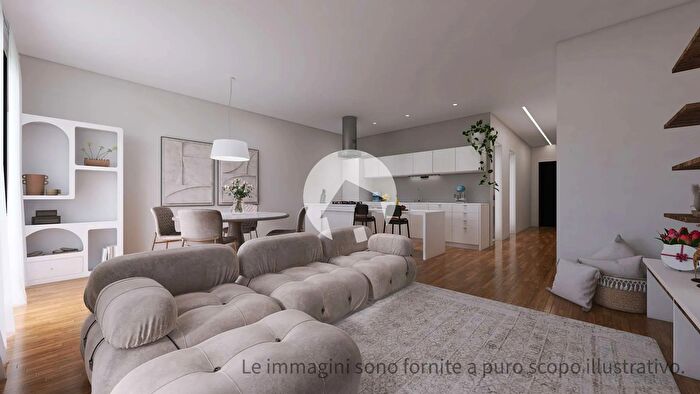 Casa con 6 locali in vendita in Via E Curiel, Reggio Emilia