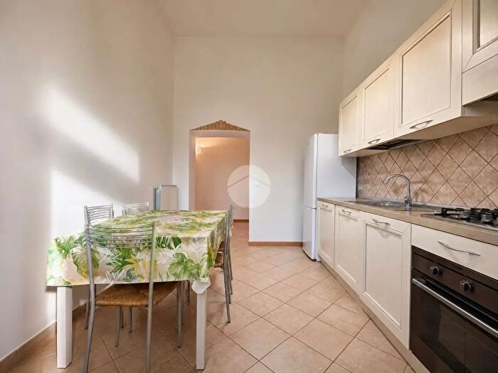 Appartamento trilocale in vendita in Via Lungonera Savoia, Terni