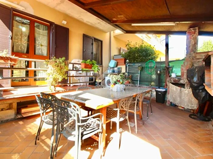 Casa quadrilocale in vendita in Via del Carro, Monsummano Terme