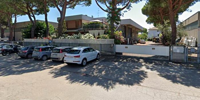 Casa con 6 locali in vendita in Strada Statale Adriatica, Cervia