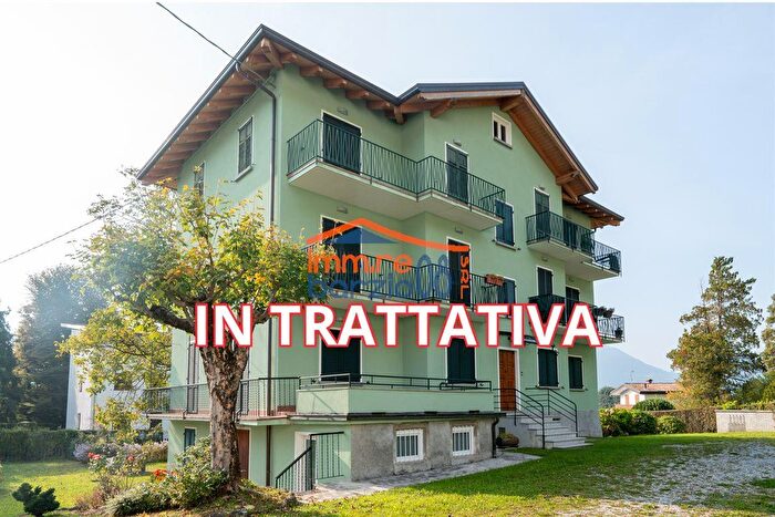 Appartamento trilocale in vendita in Barzio