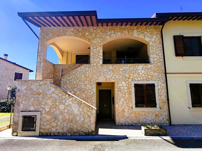 Appartamento trilocale in vendita in Via Prospero Oddi Baldeschi, Corciano