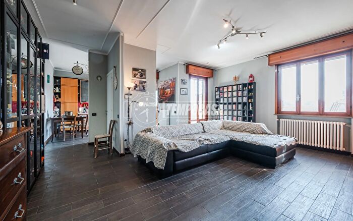 Appartamento trilocale in vendita in Via Michelangelo, Medesano