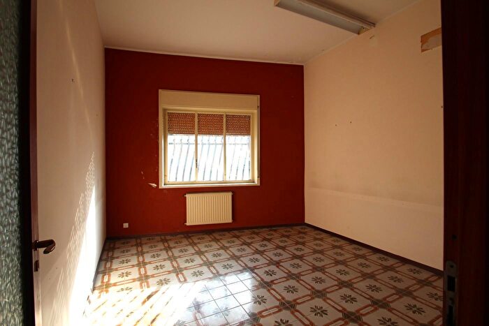 Appartamento trilocale in vendita in Via Alessandro Volta, Mascalucia