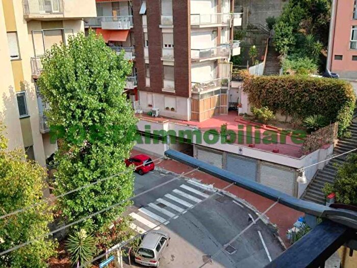 Appartamento bilocale in affitto in Via Osvaldo Gnocchi Viani, Oltreletimbro Santa Rita, Savona