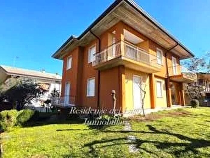 Casa con 8 locali in vendita in Via Sarca, Desenzano Del Garda