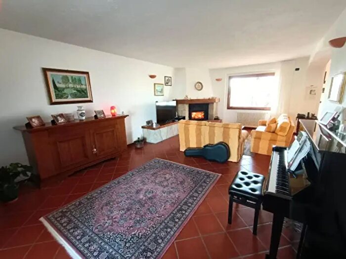Casa con 6 locali in vendita in San Marino
