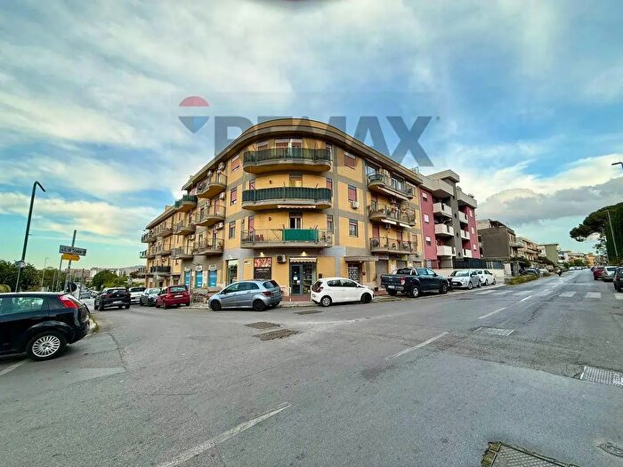 Appartamento quadrilocale in vendita in Via Tommaso Natale C, Palermo