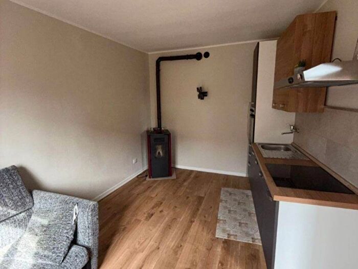 Appartamento bilocale in affitto in Via Guglielmo Marconi, Centro, Alzano Lombardo