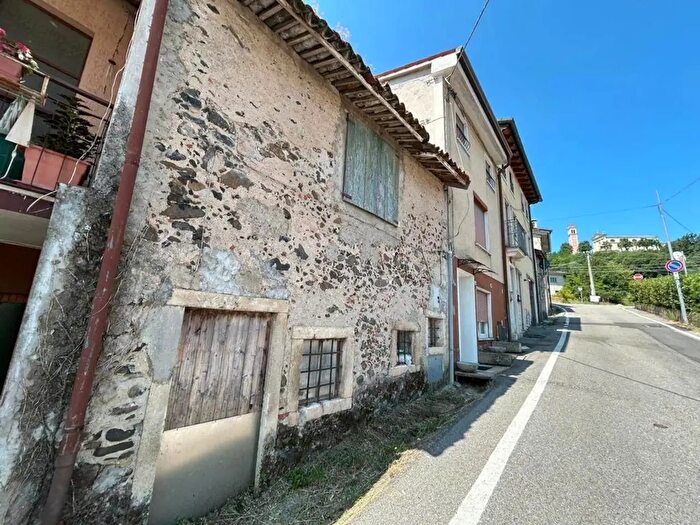 Casa monolocale in vendita in Trissino