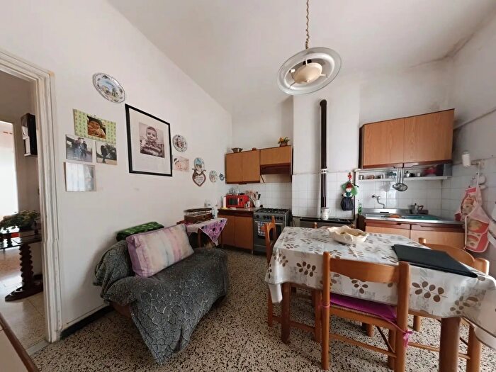 Appartamento quadrilocale in vendita in Via Paolo Diana, Sarzana