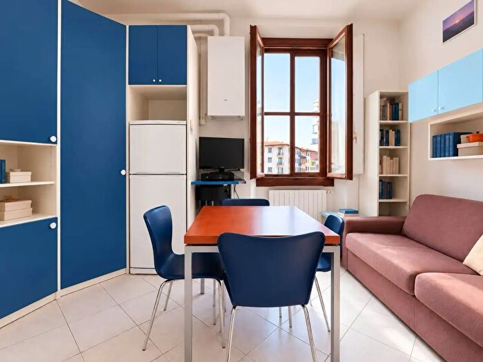Appartamento trilocale in vendita in Piazza San Jacopino, Firenze