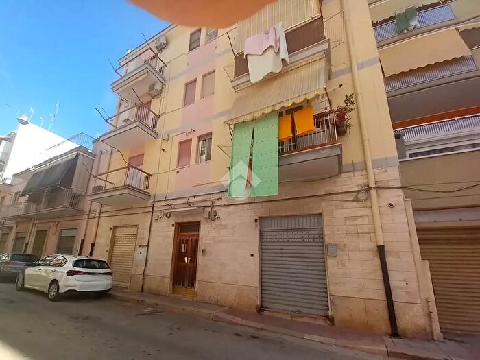 Appartamento trilocale in vendita in Via Aurelio Saffi, Barletta