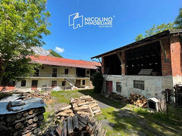 Casa con 6 locali in vendita in Frazione Brignola, Roccavione