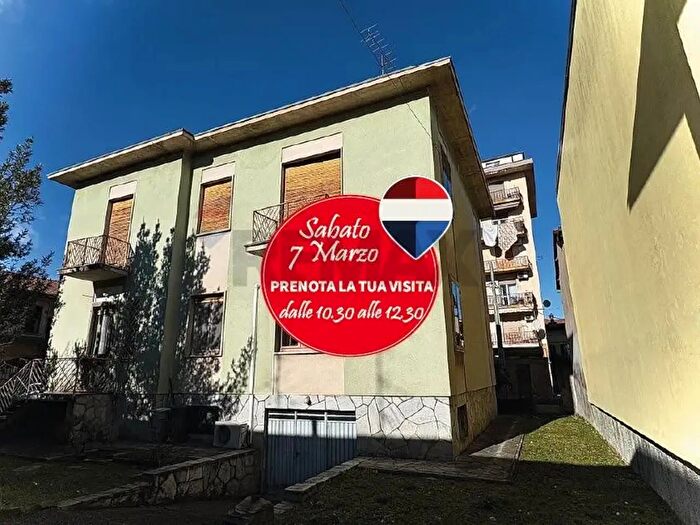 Casa trilocale in vendita in Via Padre Daniele, Samarate