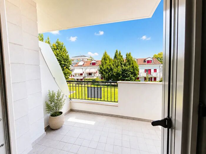 Appartamento trilocale in vendita in Via Jacopo Crescini Padova, Padova