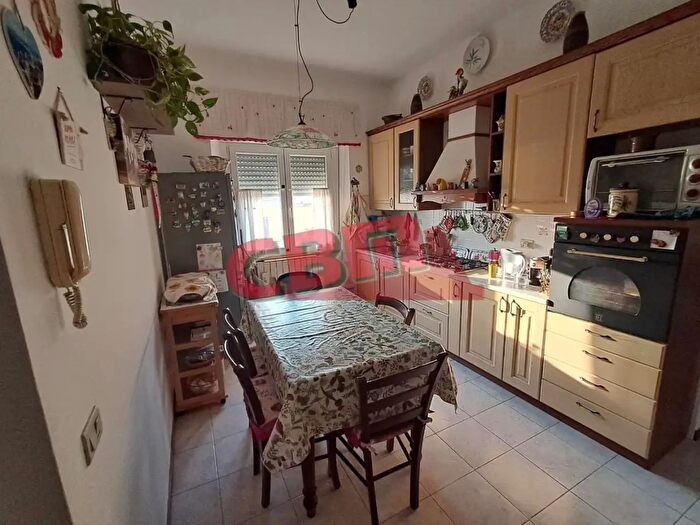 Appartamento trilocale in vendita in Livorno