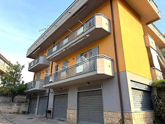 Appartamento quadrilocale in vendita in Via San Rocco, Santa Lucia Di Serino