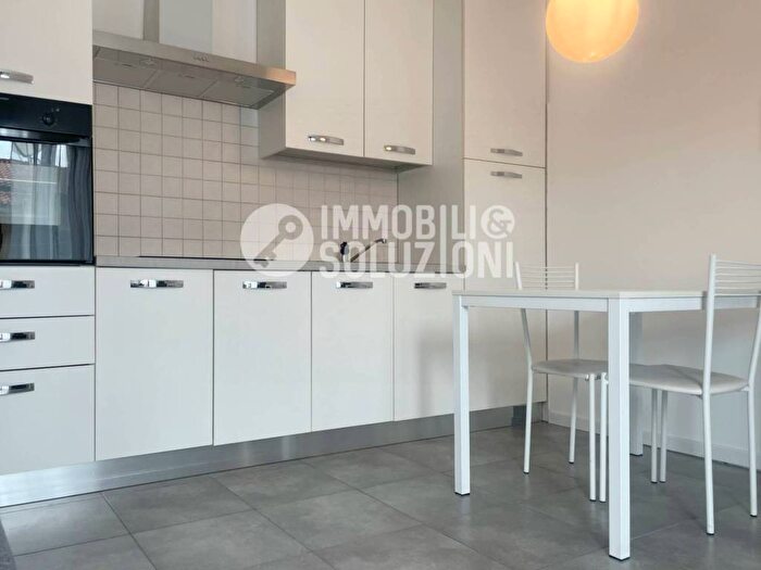 Appartamento bilocale in affitto in VIA PER GRUMELLO, Canovine, Bergamo