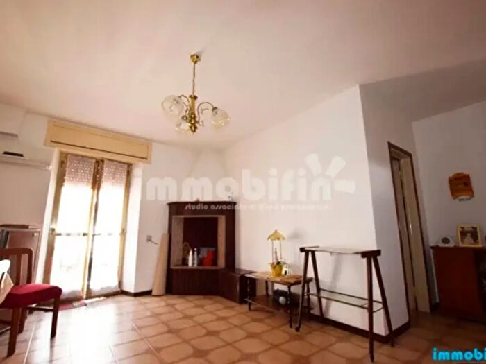 Appartamento con 5 locali in vendita in Oria
