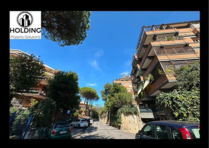 Appartamento monolocale in vendita in Via Vallombrosa, Roma