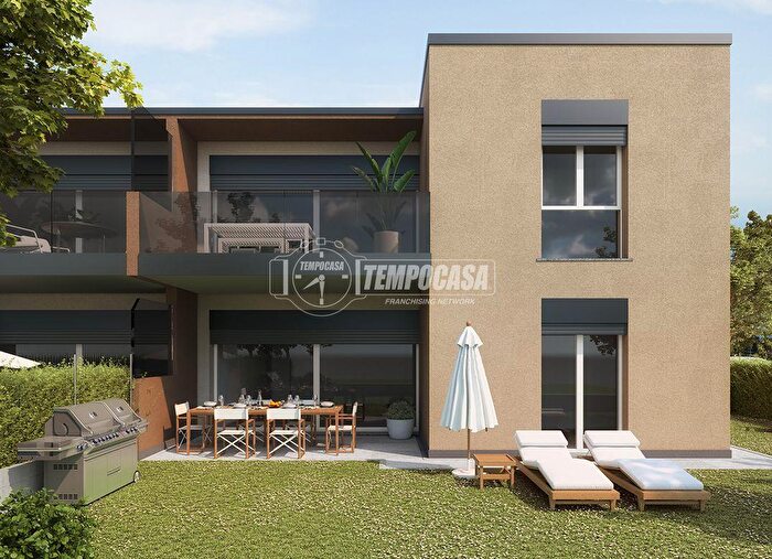 Appartamento quadrilocale in vendita in Via Verga, Olgiate Comasco