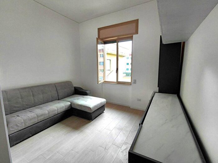 Appartamento bilocale in affitto in Via Bruno Falcomatà, Vomero, Napoli