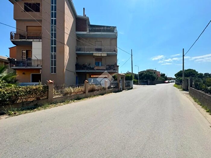 Appartamento con 5 locali in vendita in Via Tirso, Tortoli