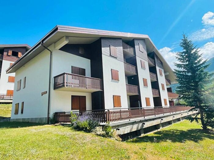 Appartamento trilocale in affitto in Via del Rif, Pragelato Ruà, Pragelato