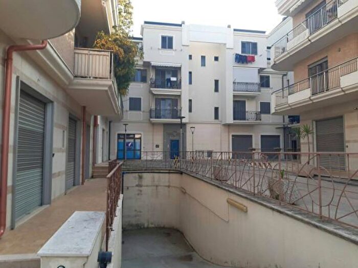 Appartamento trilocale in vendita in Viale Kennedy, Troia