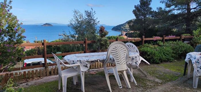 Casa quadrilocale in vendita in Rio