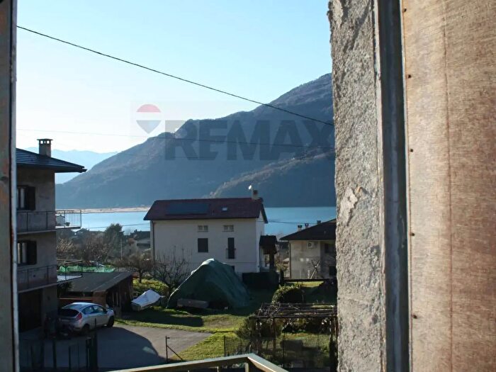 Casa trilocale in vendita in Via Valascia Snc, Verceia