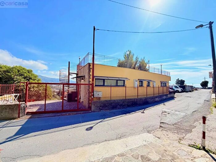Casa quadrilocale in vendita in Strada Monte Ortigara, Sanremo