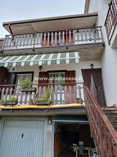 Appartamento bilocale in vendita in Via Roncaglia, Zogno