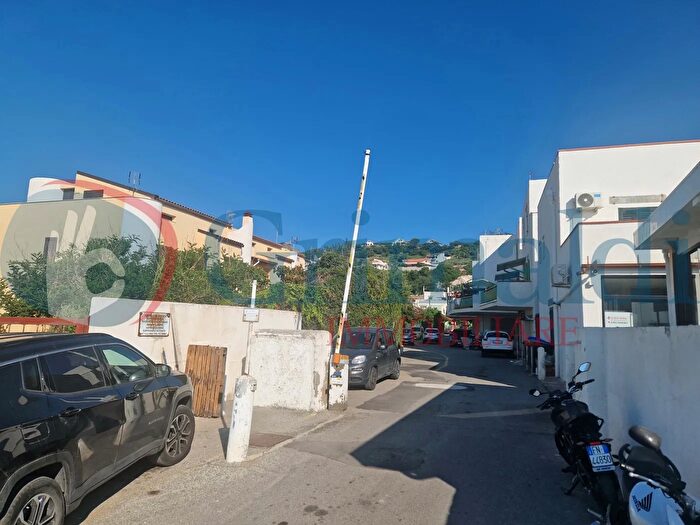 Appartamento trilocale in vendita in Via Lungomare Rodia, Messina