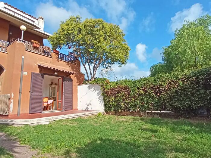 Appartamento trilocale in vendita in Via Amedeo Marconi Snc, Cerveteri