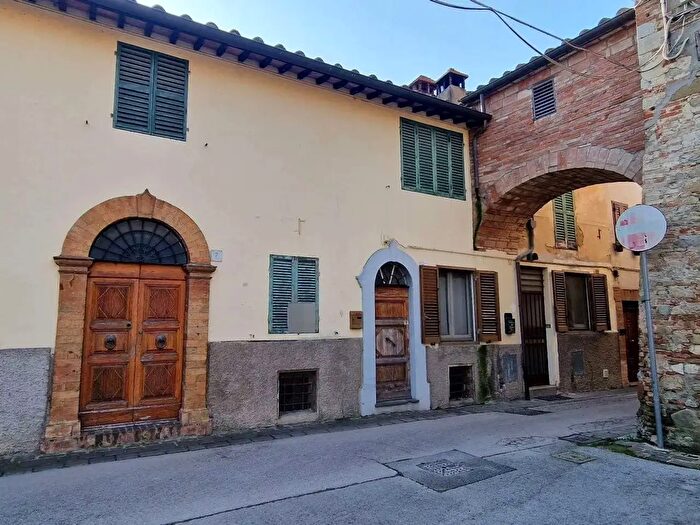 Appartamento quadrilocale in vendita in Piazza del Casalino, Marsciano