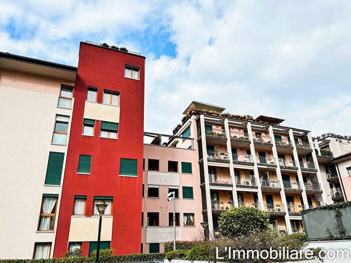 Appartamento bilocale in affitto in Via Venturelli, Valdonega, Verona
