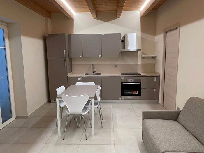 Appartamento bilocale in affitto in Via Roma, Centro, Villanova Mondovì